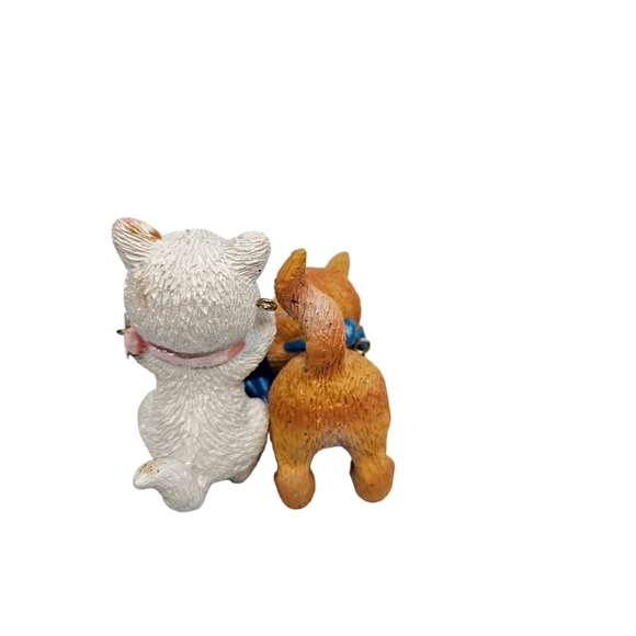 AGC, LLC Cat Christmas Ornament Kittens Playing with‎ Bow P13 - Picture 6 of 9